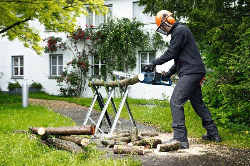 Bosch GKE 18V-40 Akku-Kettensäge