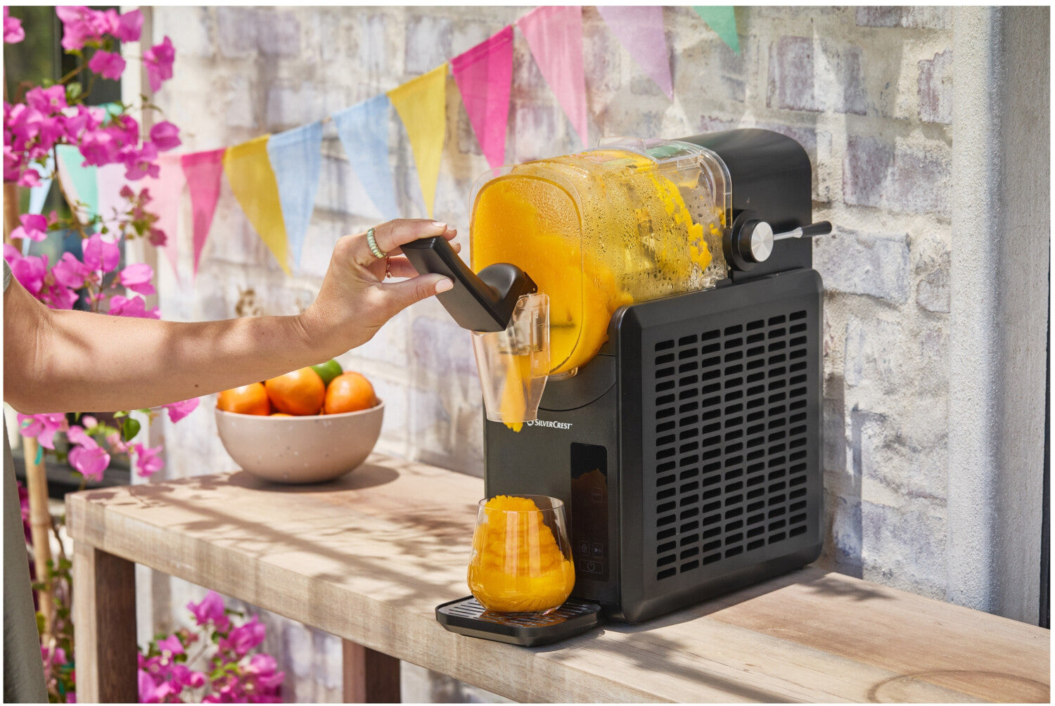 Silvercrest SSM 220 A1 Slush-Eismaschine, 220 W, 1,9 L, für Cocktails